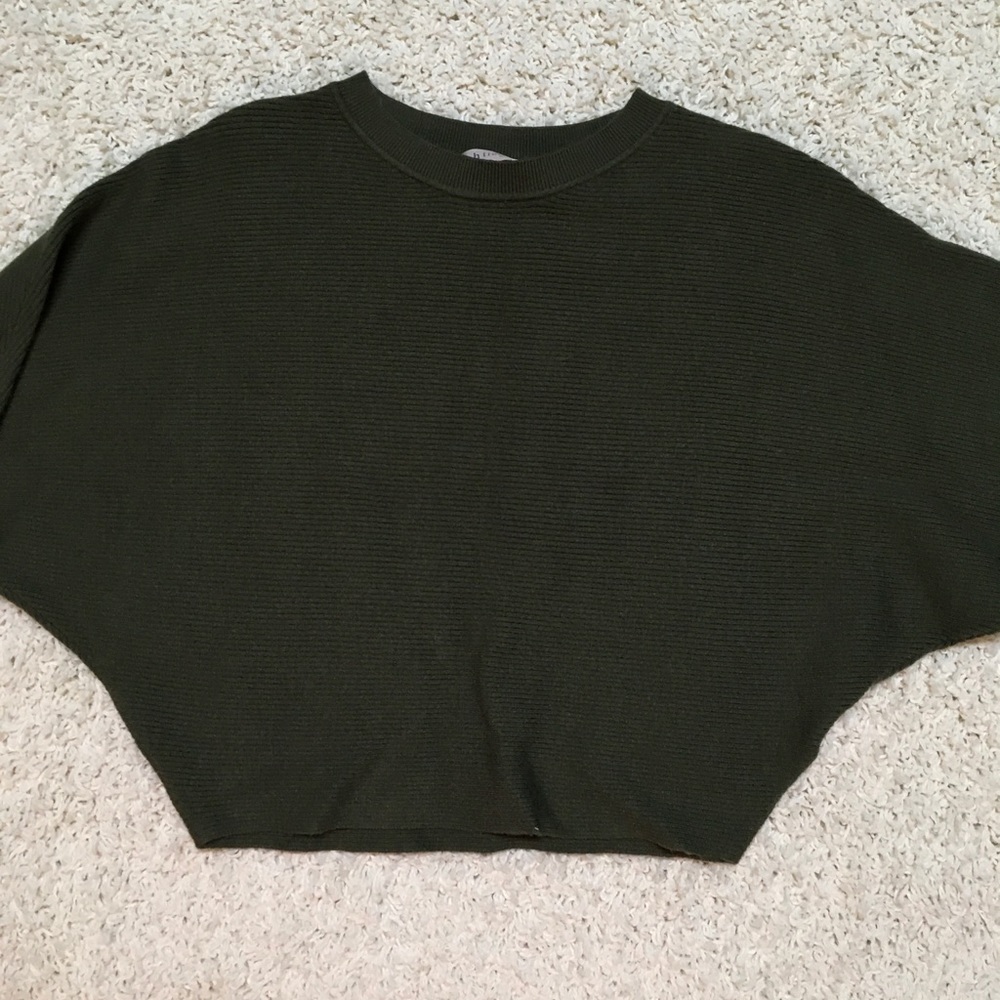 Green sweatshirt
